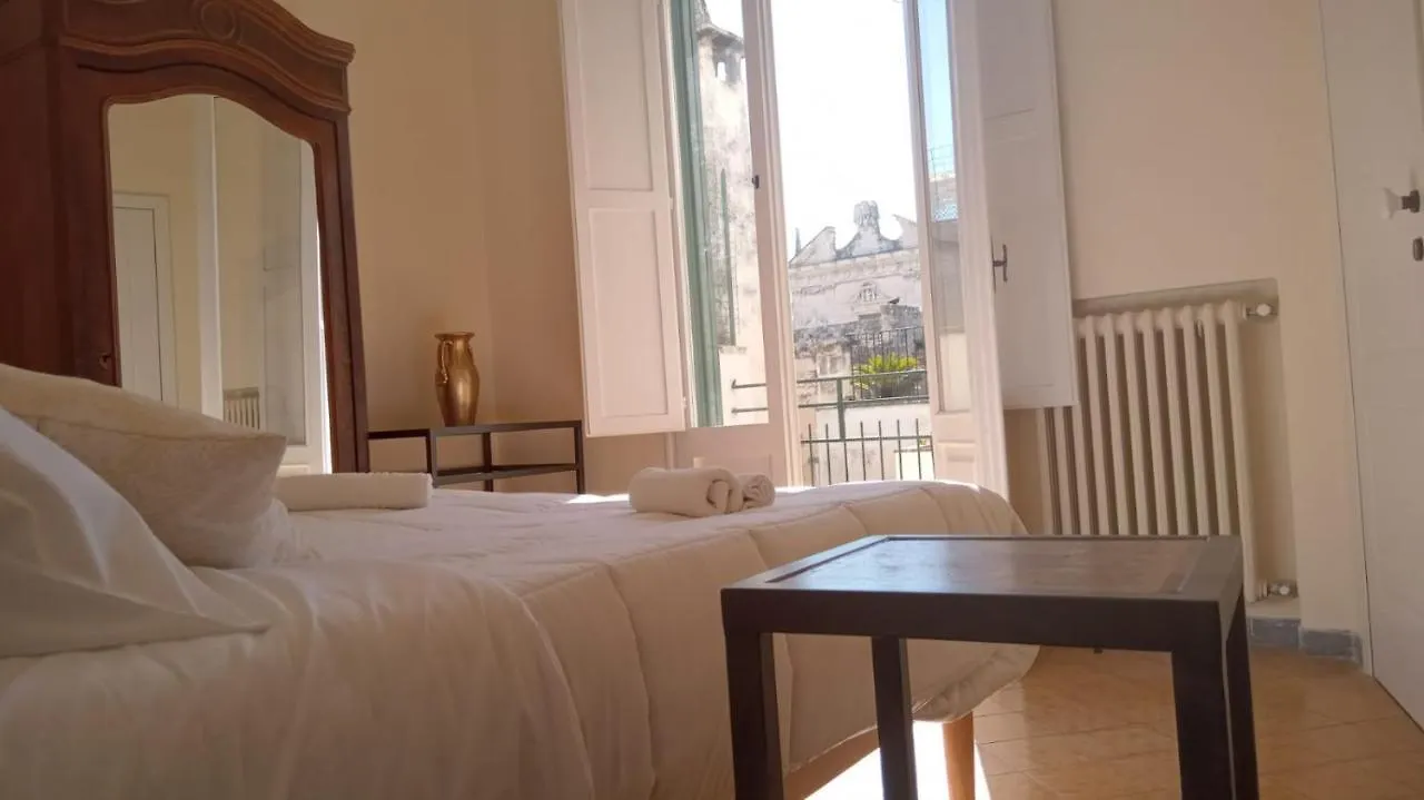 B&B I Sei Volti Lecce 0*,