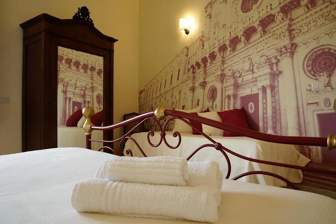 B&B I Sei Volti Lecce 0*,  Italy
